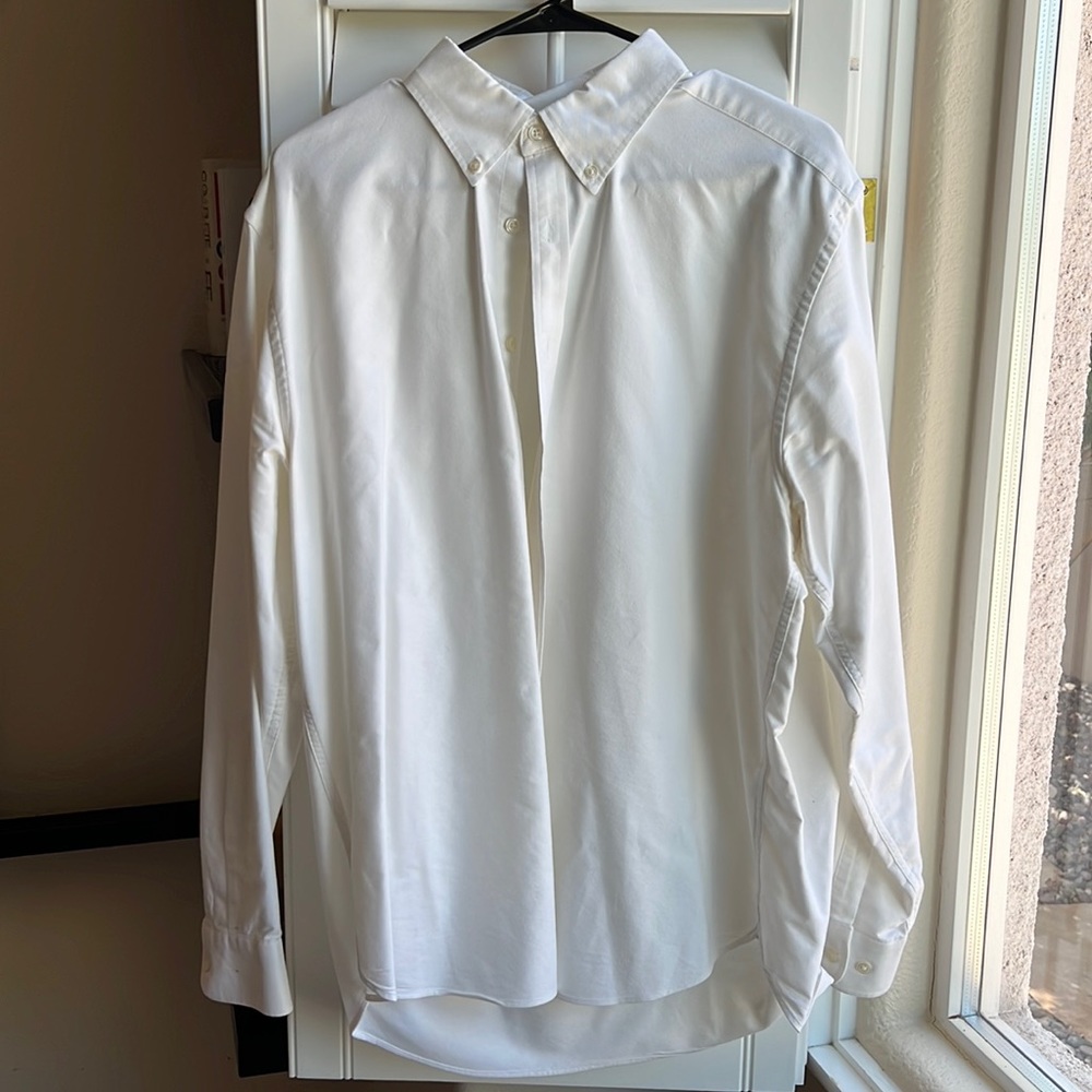 Jos. A. Banks white dress shirt. Size L.